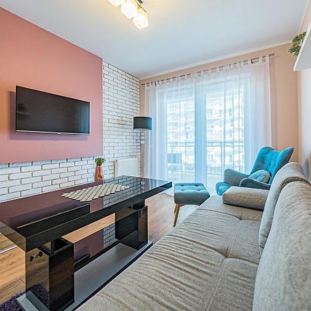 Hello Apartments 4 Oceany Z Prywatnym Parkingiem グダニスク エクステリア 写真